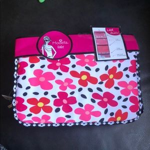 Travel bathroom bag - BRAND NEW